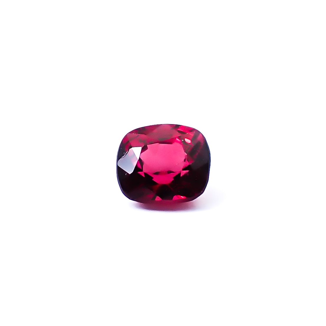 ジェダイスピネル(宝石名スピネル/別名ジェダイスピネル)ビルマ産 GUILD鑑付 0.48ct / 4.63x4.13mm前後 [260732535]