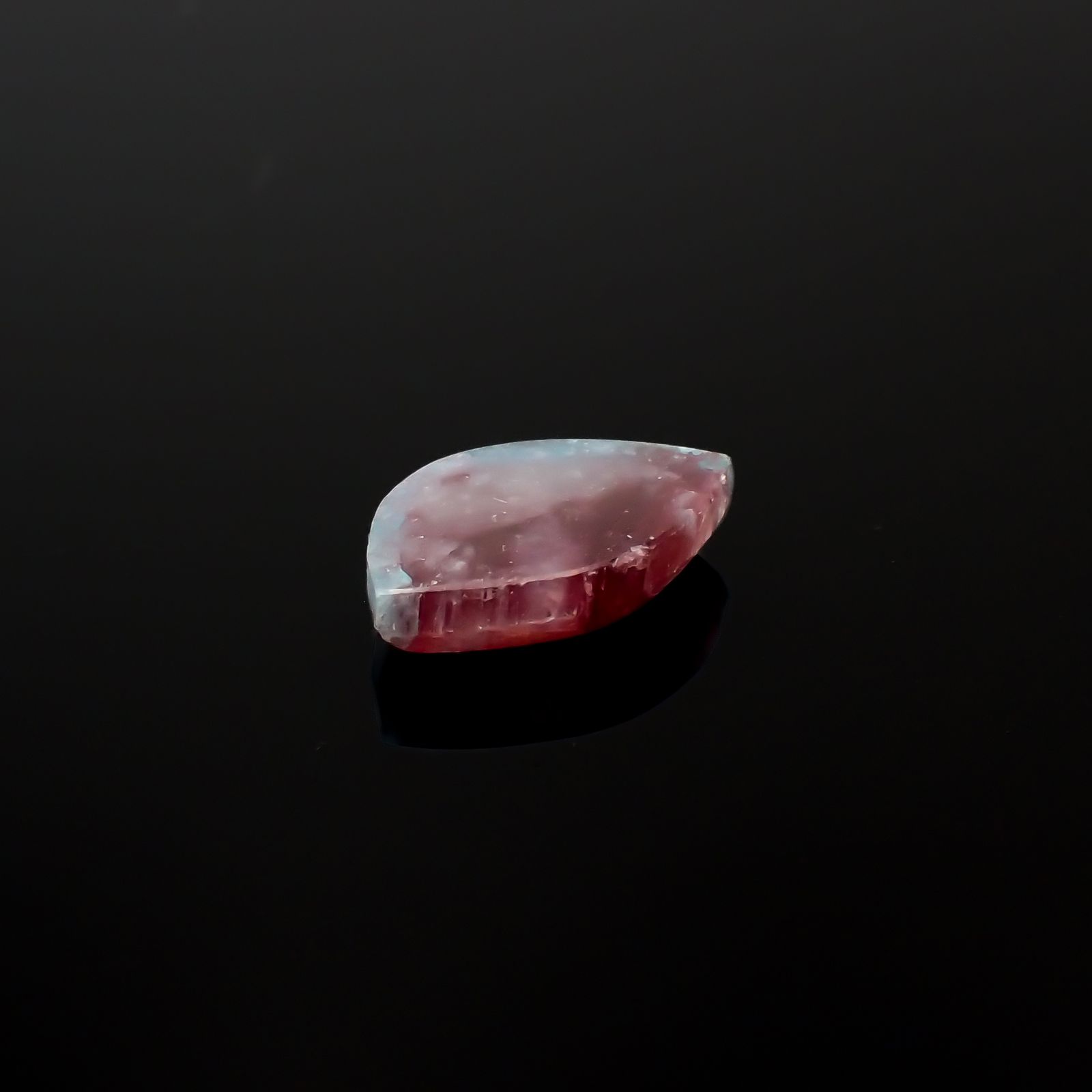 ◇フリーフォーム◇パライバトルマリンインクォーツ ブラジル産 3.55ct[240427090]14.1x9.5mm前後