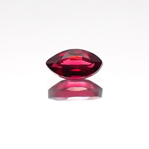 レッドスピネル(宝石名レッド・スピネル)タンザニア産 0.19ct 識別済[231124097]4.8x2.6mm前後
