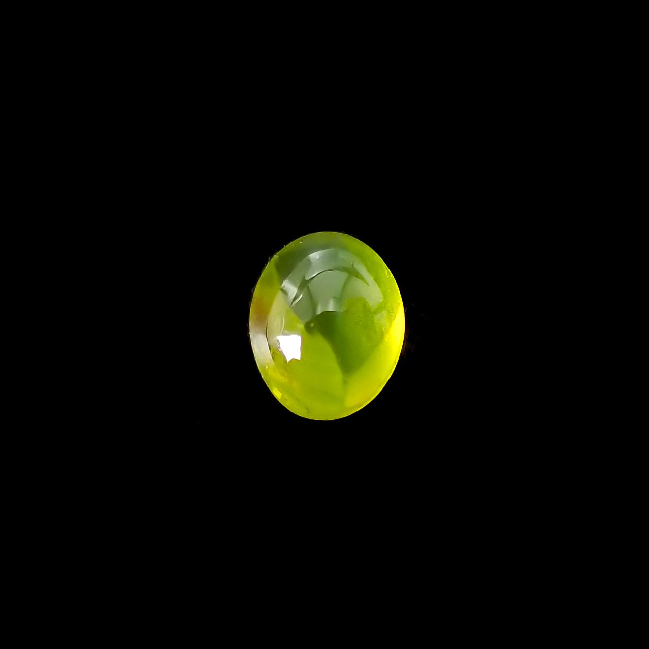 クリソベリルキャッツアイ スリランカ産 0.71ct[240226112]5.6x4.4mm前後
