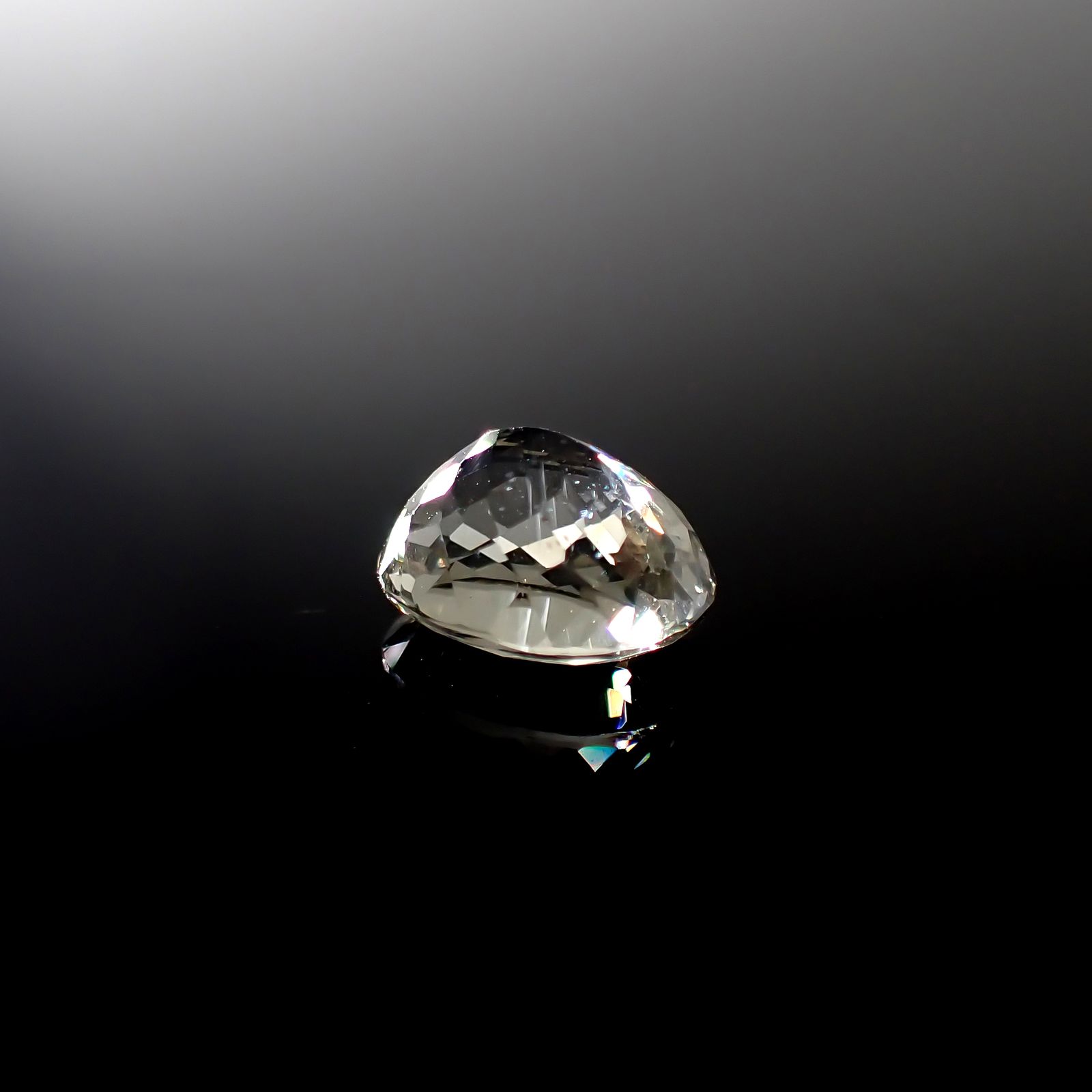 リリーパッドアパタイト フルオレッセンス アフリカ産 4.45ct [241129416]10.9x8.7mm前後