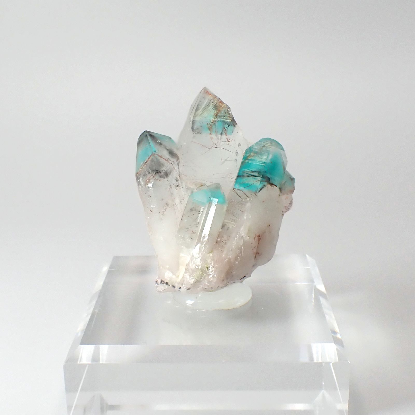 アホイトインクォーツ原石 南アフリカ・メッシーナ鉱山産 アクリル台座付き 378.48ct(75.69g) / 40.5x36.6x59.7mm前後 [260532293]