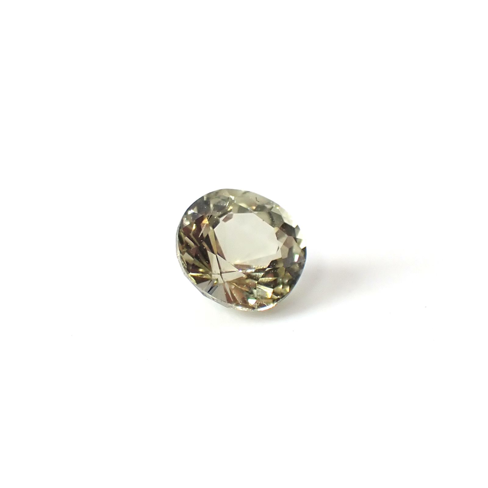 コーネルピン スリランカ産 0.60ct / 5.1x5mm前後 [251031231]