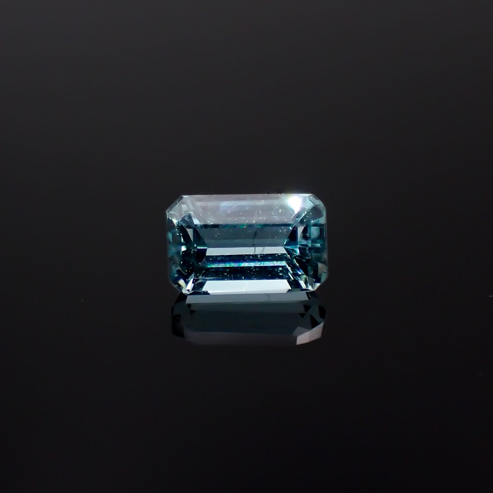 ブルートルマリン(宝石名トルマリン)アフガニスタン産 0.43ct 識別済[231225170]5.3x3.2mm前後