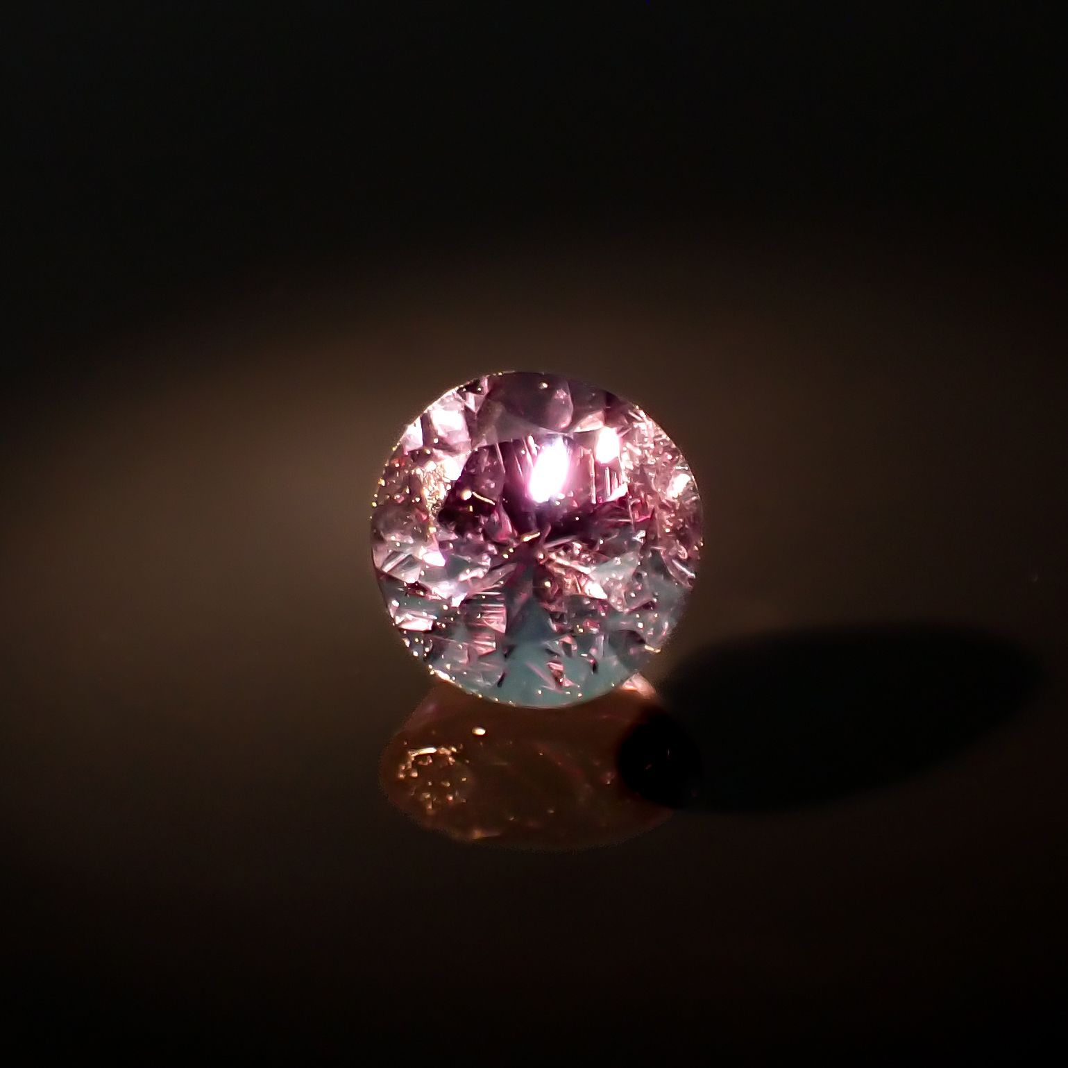 カラーチェンジガーネット アレキタイプ マダガスカル・ベキリー産 0.27ct[230923407]3.6x3.5mm前後