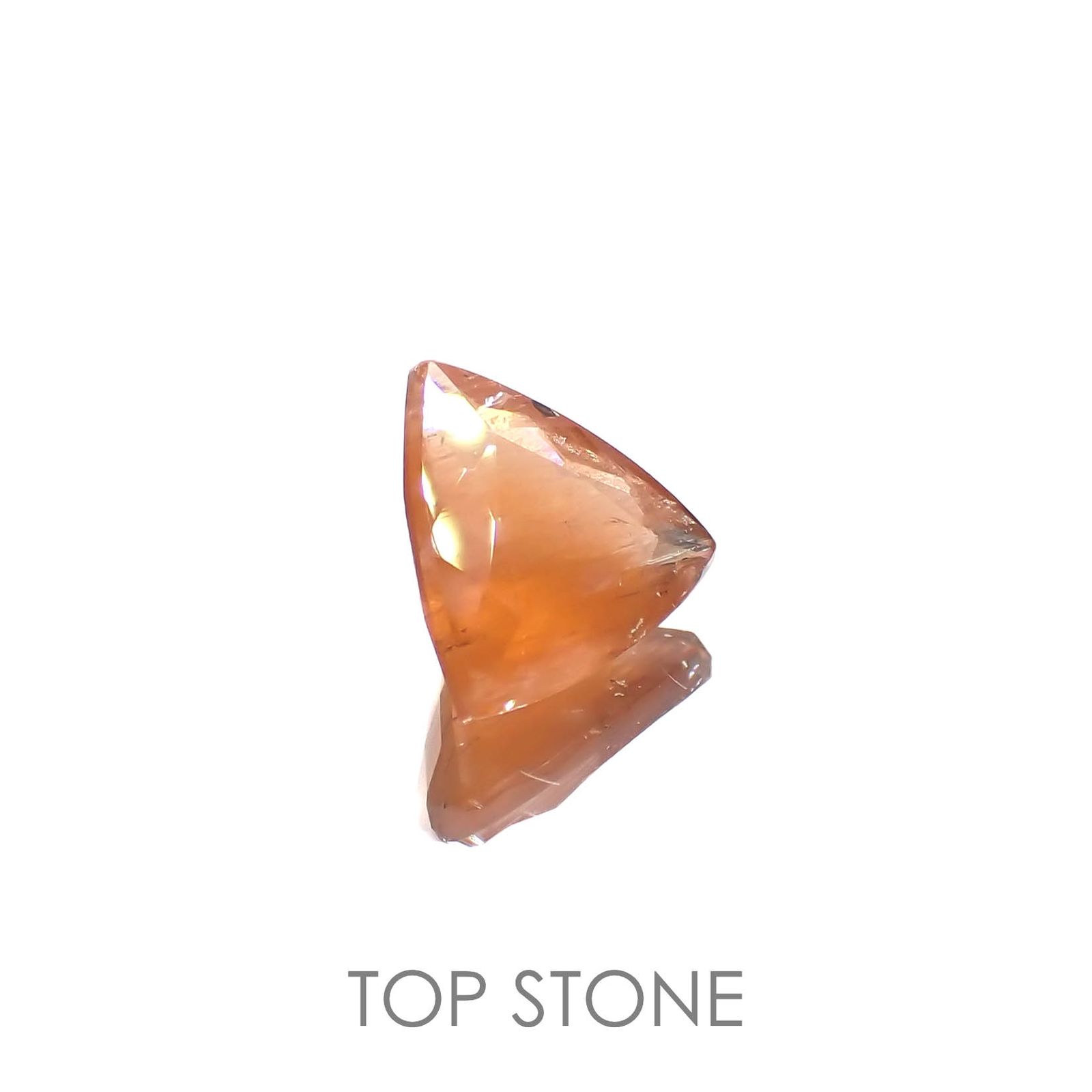 サンストーンスキャポライト(宝石名シーン・スキャポライト)タンザニア産 1.42ct 識別済[221219282]8.2x8.4mm前後