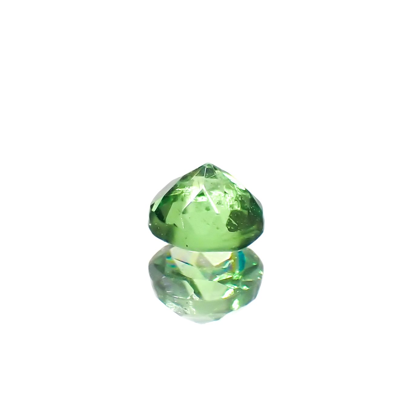 ツァボライト(宝石名グリーン グロッシュラー・ガーネット)タンザニア産 0.16ct 識別済[240226092]3x3mm前後