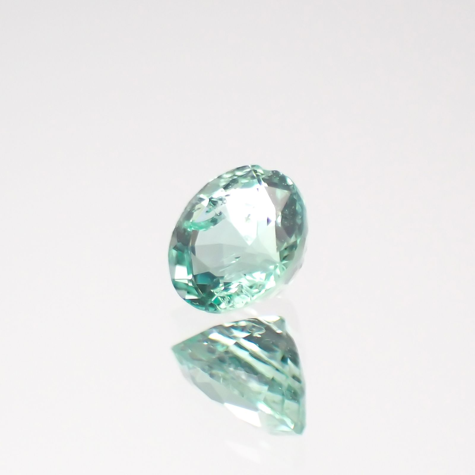 パステルカラーエメラルド コロンビア産 0.15ct[230421731]3.4x3.4mm前後