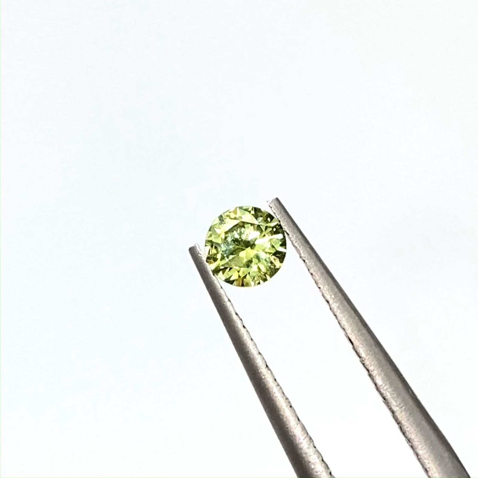 デマントイドガーネット(宝石名デマントイド・ガーネット)ロシア産