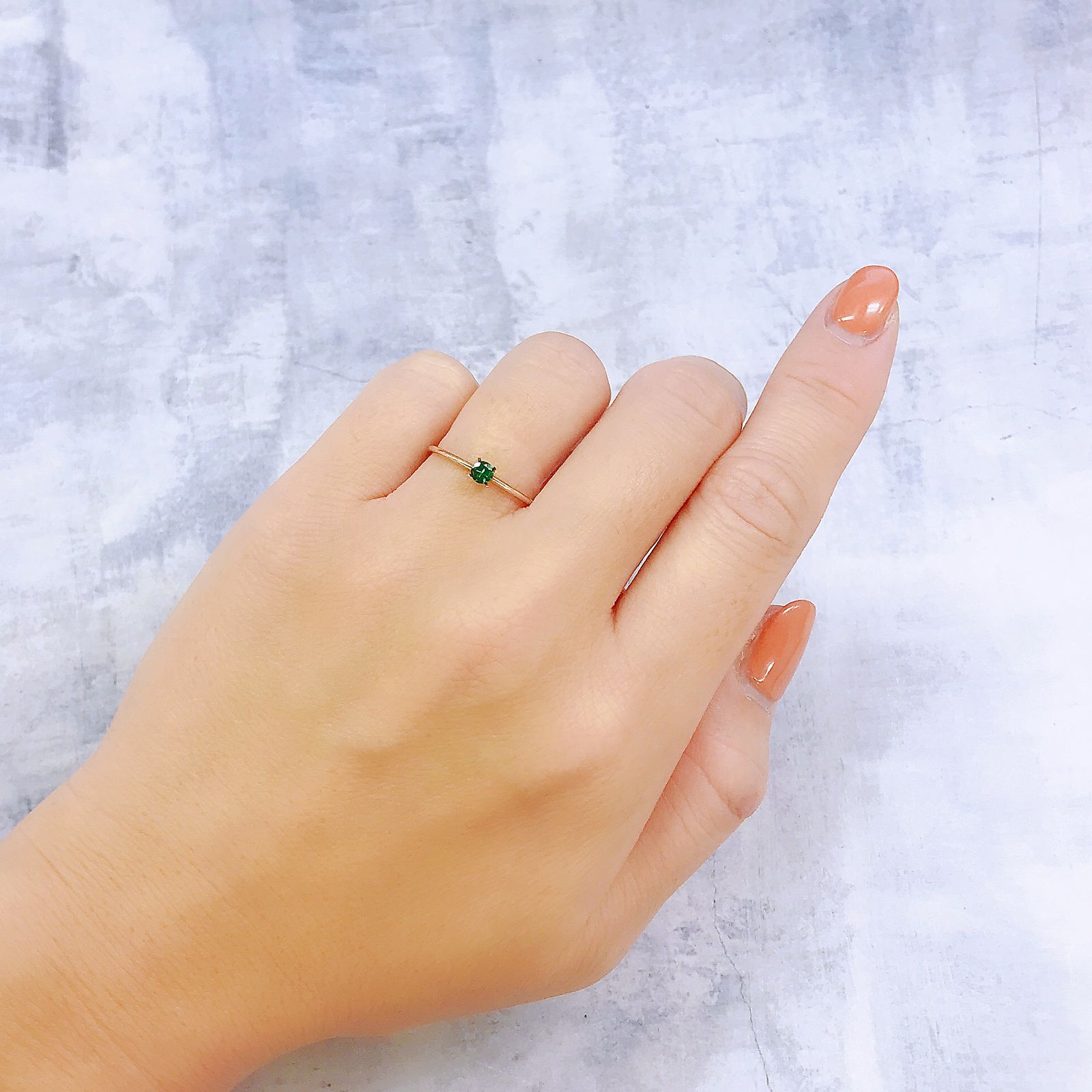 ツァボライト(宝石名ガーネット)タンザニア産 0.14ct 識別済[221018715]3.2x3.2mm前後