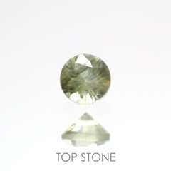 パラサイテックペリドット(宝石名パラサイティック・ペリドット) 採取地：ロシア 0.059ct ソ付(彩珠)[20117253]2.3×2.3mm前後