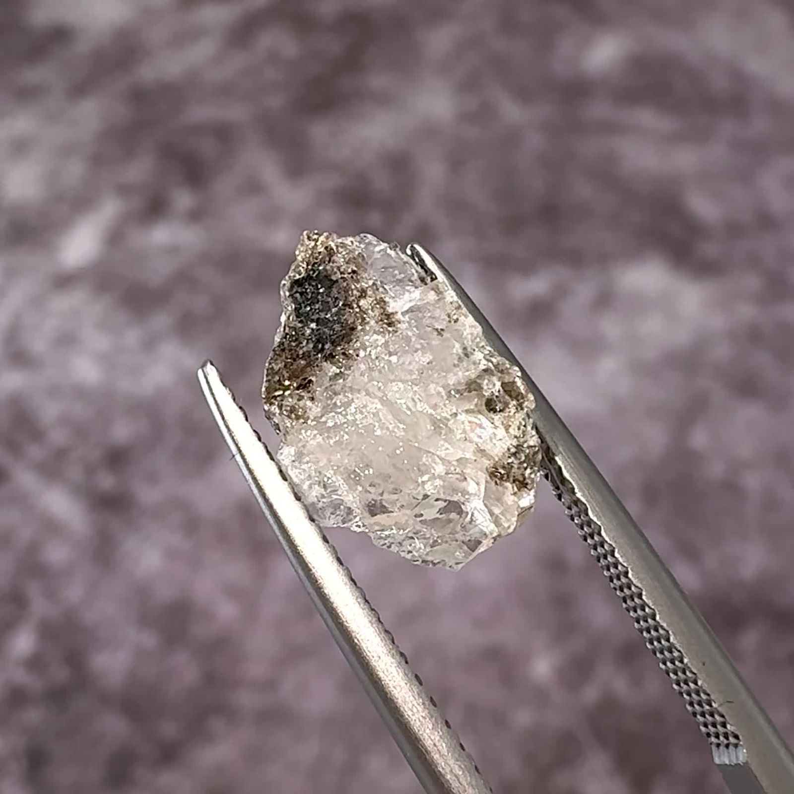 フェナカイト　原石   産地：ロシア フェナカイト 原石 ウクライナ産 9.16ct[240326817]16.7x12mm