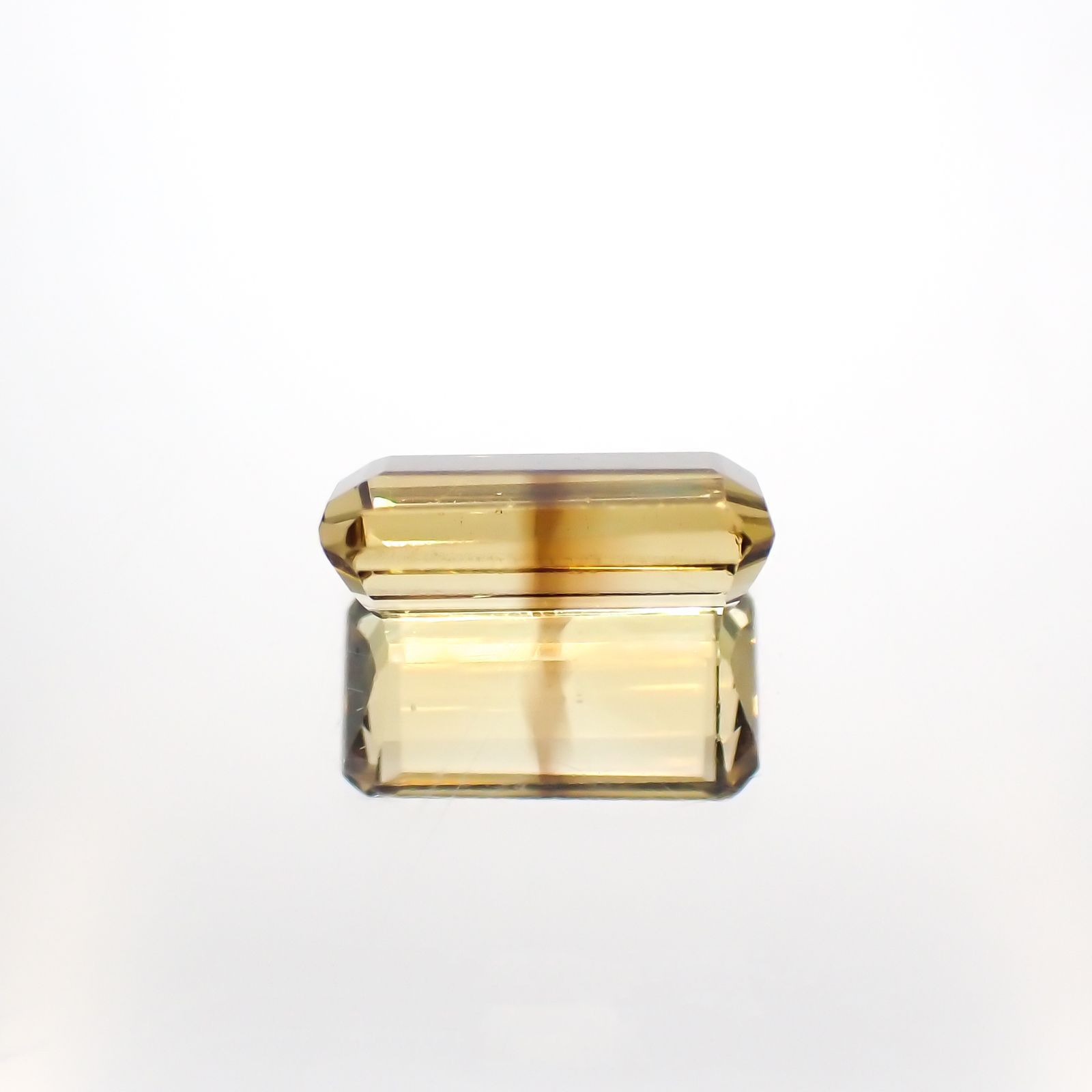 カラーバンドクリソベリル(宝石名クリソベリル)マダガスカル産 0.88ct 識別済[220114191]7.2x3.8mm前後