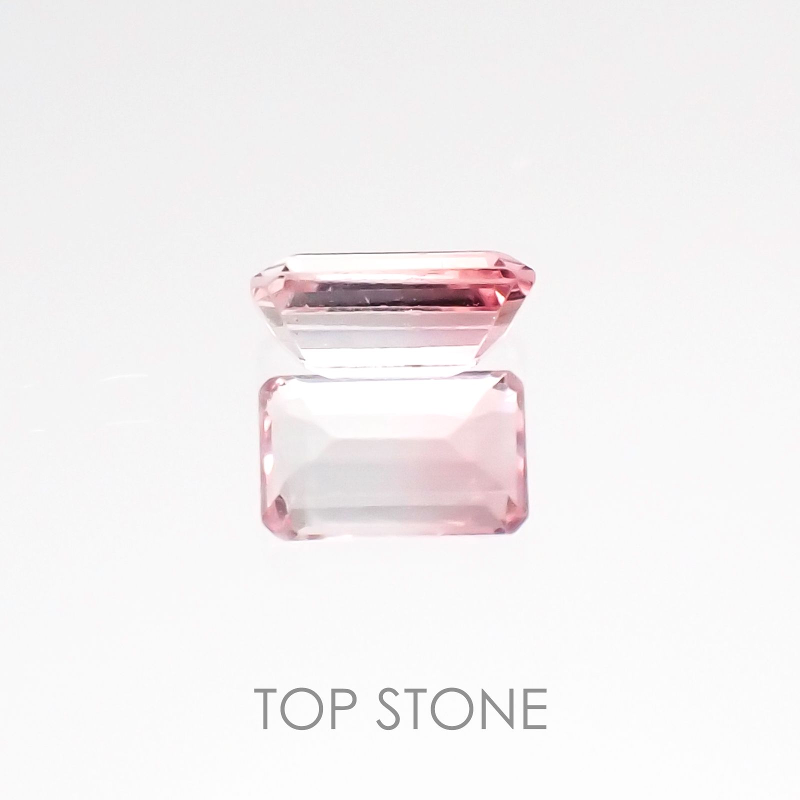 バイカラートルマリン(宝石名バイカラー・トルマリン) ブラジル産 0.32ct 識別済[20107130]5.1×3.2mm前後