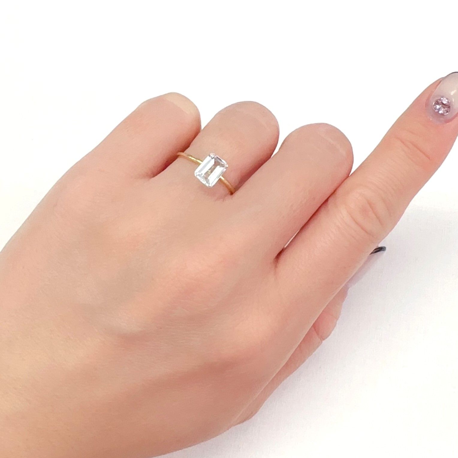 フェナカイト ブラジル産 1.05ct[240226275]7.3x5.3mm前後