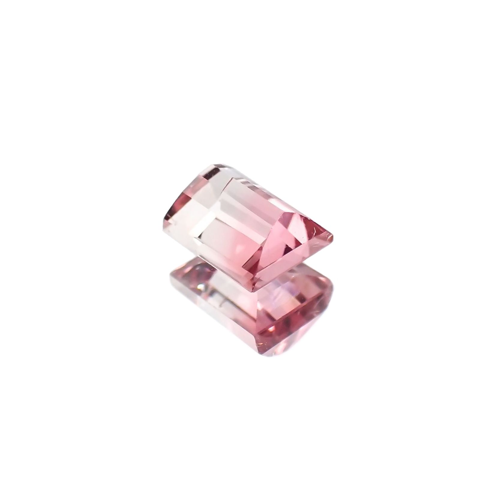 バイカラートルマリン(宝石名バイカラー・トルマリン)ブラジル産 0.86ct 識別済[230622374]5.9x4.6mm前後