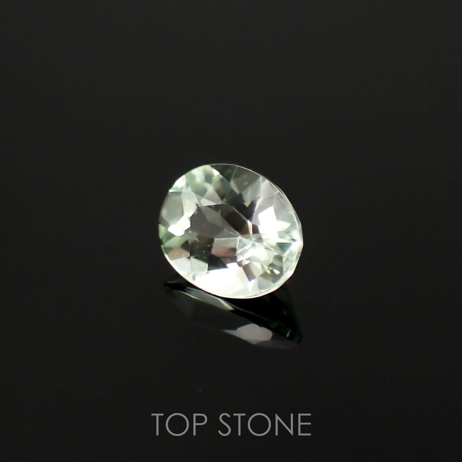 モンテブラサイト(宝石名モンテブラサイト)マダガスカル産 0.36ct 識別済[230120300]5.1x4mm前後