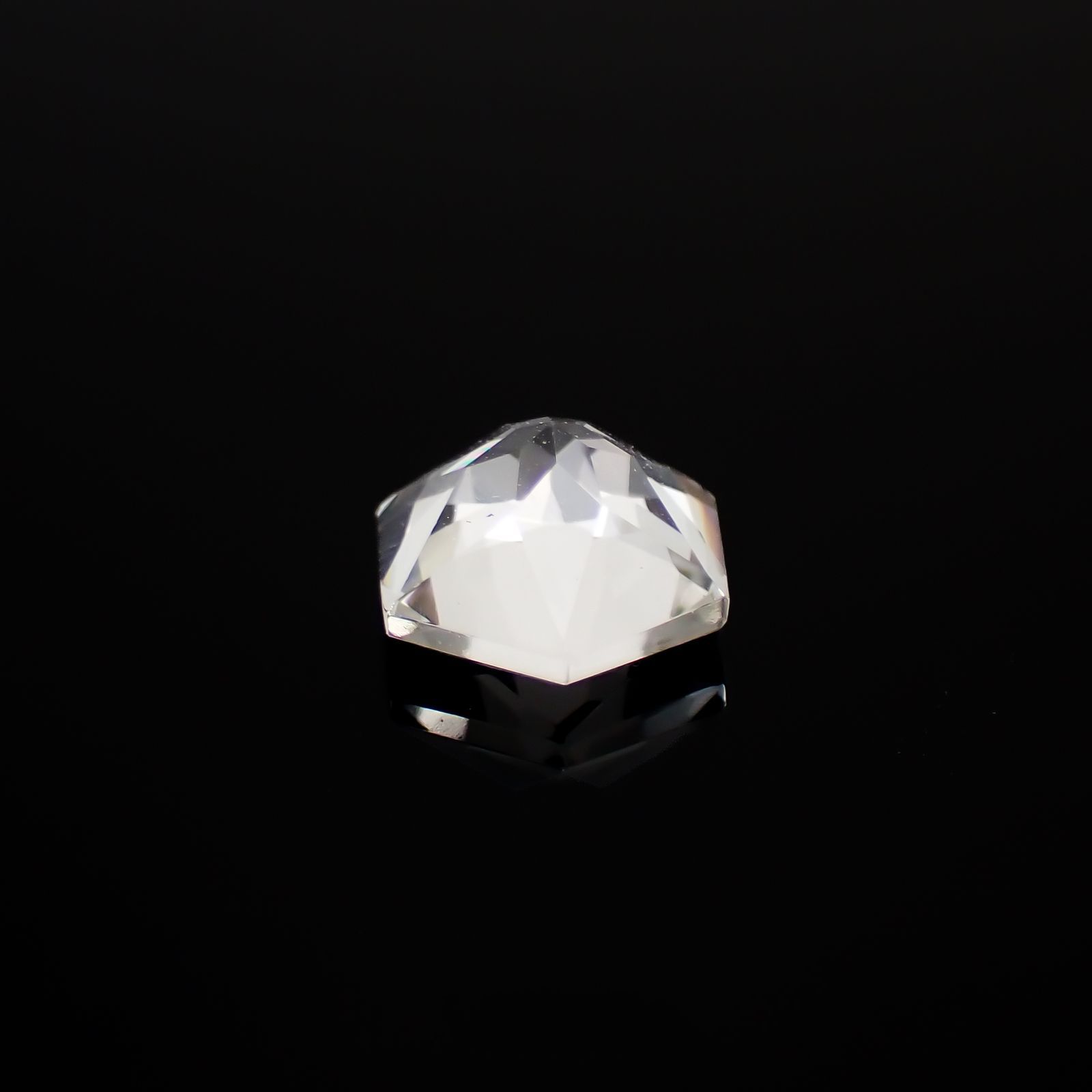 ◇ヘキサゴンカット◇ホワイトトパーズ ブラジル産 1.83ct[221119159]7.1x7mm前後