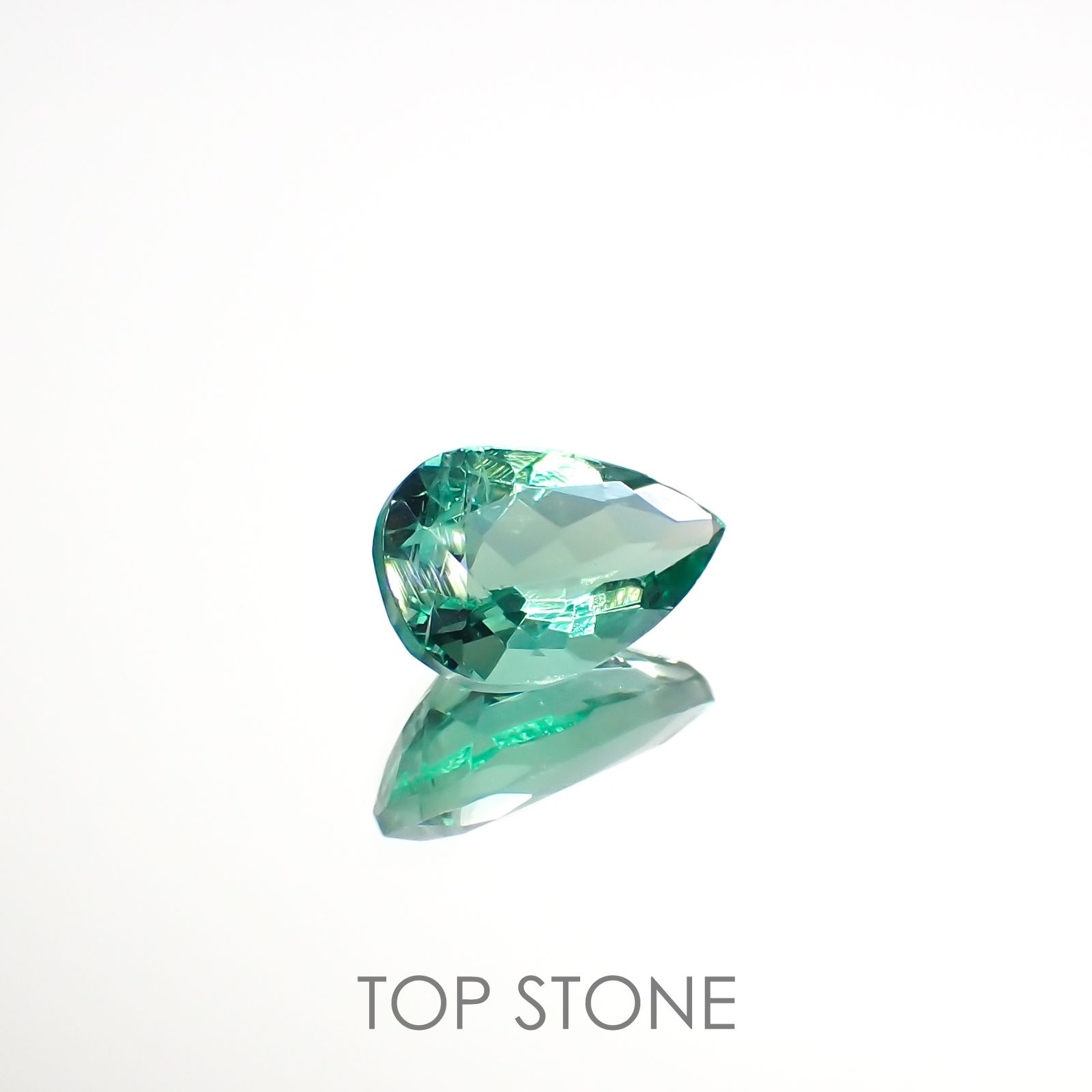 フローライト フルオレッセンス イギリス・ロジャリー鉱山産 2.49ct[220716925]11.2x7.1mm前後