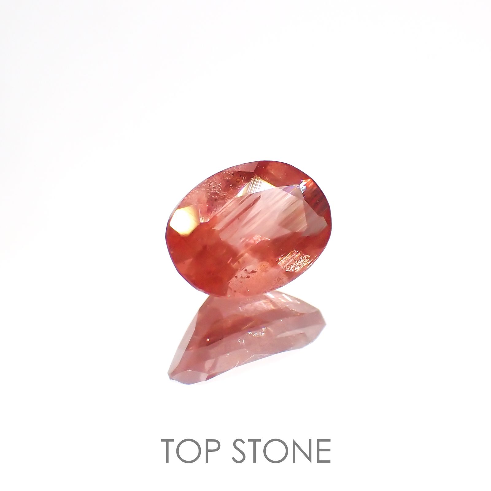 オレゴンサンストーン(宝石名ラブラドライト) アメリカ・オレゴン州産 0.67ct 識別済[20073599]6.9×5mm前後