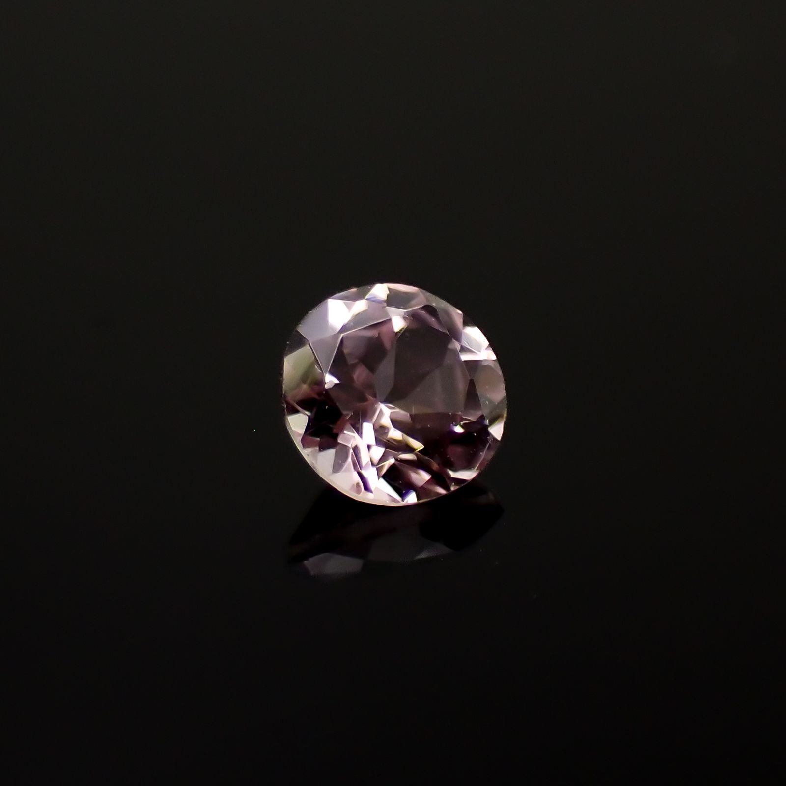 ドラゴンガーネット タンザニア産 0.22ct[230421442]3.4x3.4mm前後