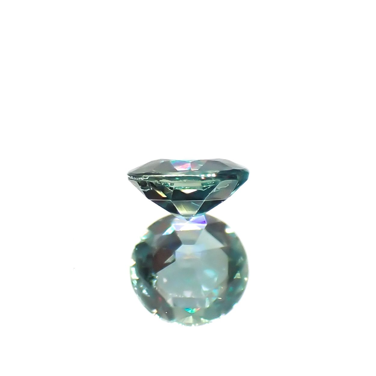 アレキサンドライト(宝石名アレキサンドライト)ブラジル産 0.15ct 識別済[230522052]3.4x3.4mm前後