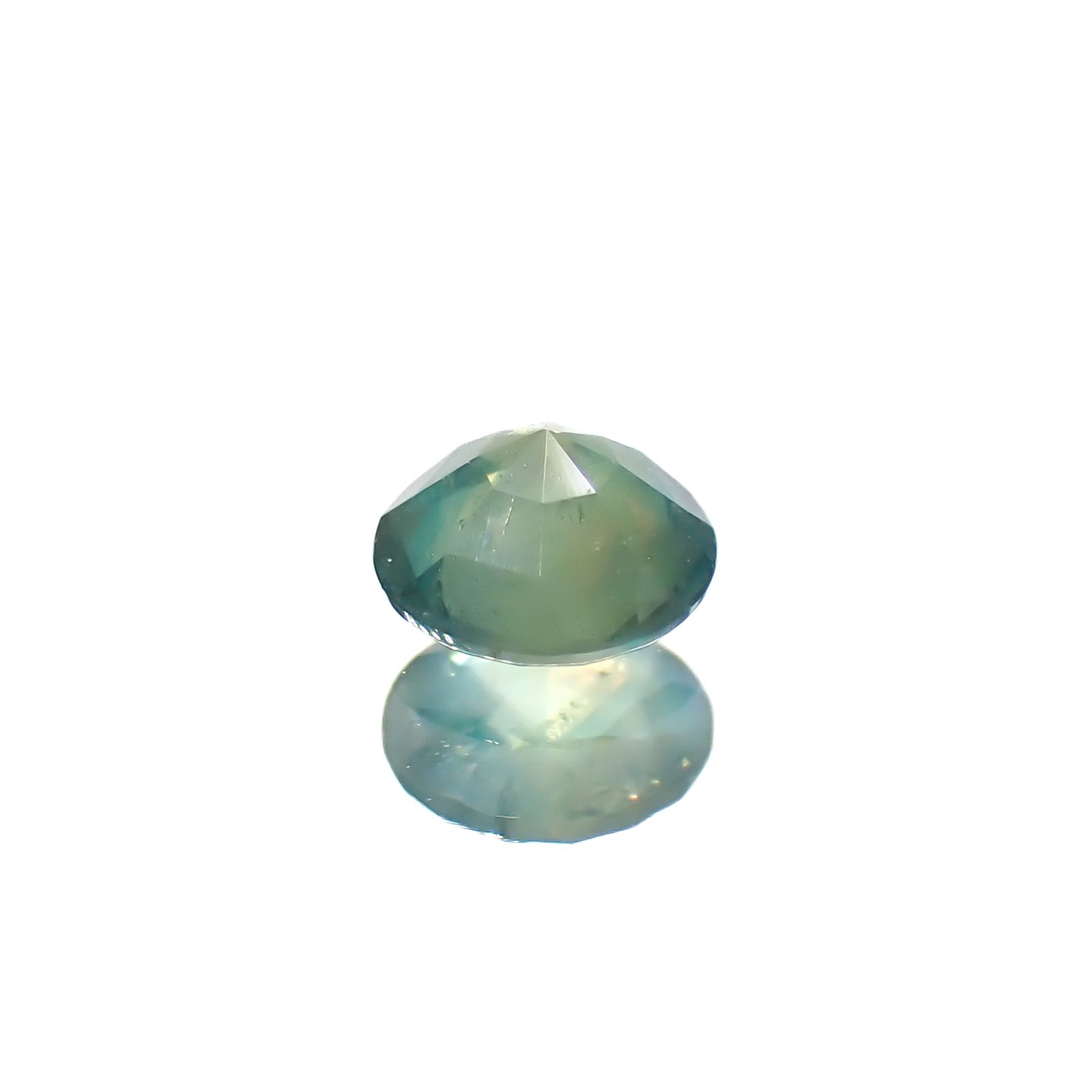 シルキーアレキサンドライト ブラジル・ミナスジェライス州ヘマチタ鉱山産 0.12ct [241129507]3x3mm前後
