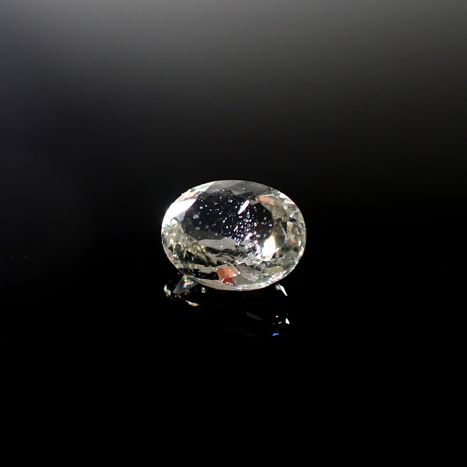 リリーパッドアパタイト フルオレッセンス アフリカ産 1.52ct [241129417]8.1x6.5mm前後