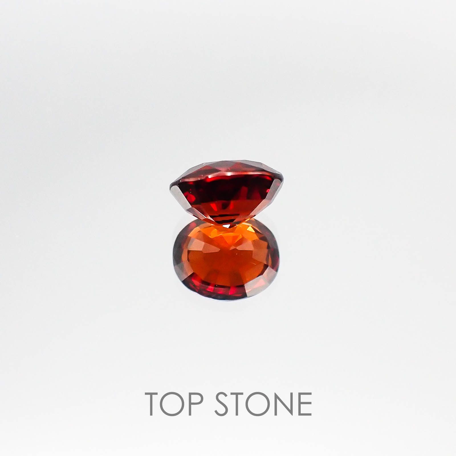 スペサルティンアルマンディンガーネット マダガスカル産 ルース 1.93ct[20073698]7.6×6.3mm前後