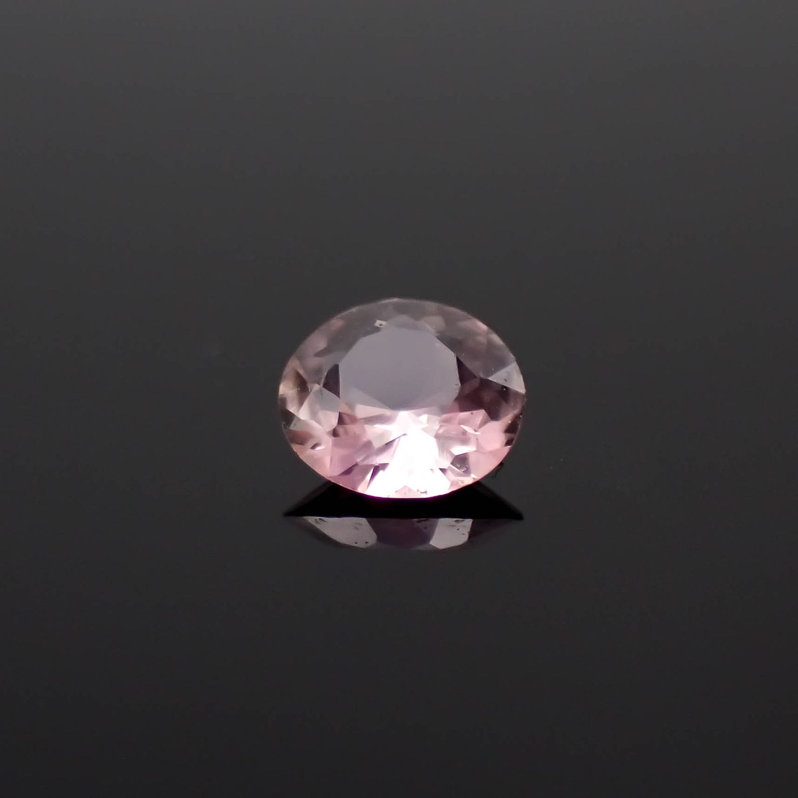 カラーシフト ピンクダイアスポア アフガニスタン産 0.25ct[240627971]4.4x4.4mm前後