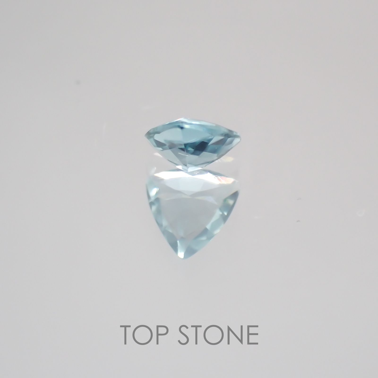 グランディディエライト マダガスカル産 ルース 0.12ct[21059843]3.5×3.5mm前後