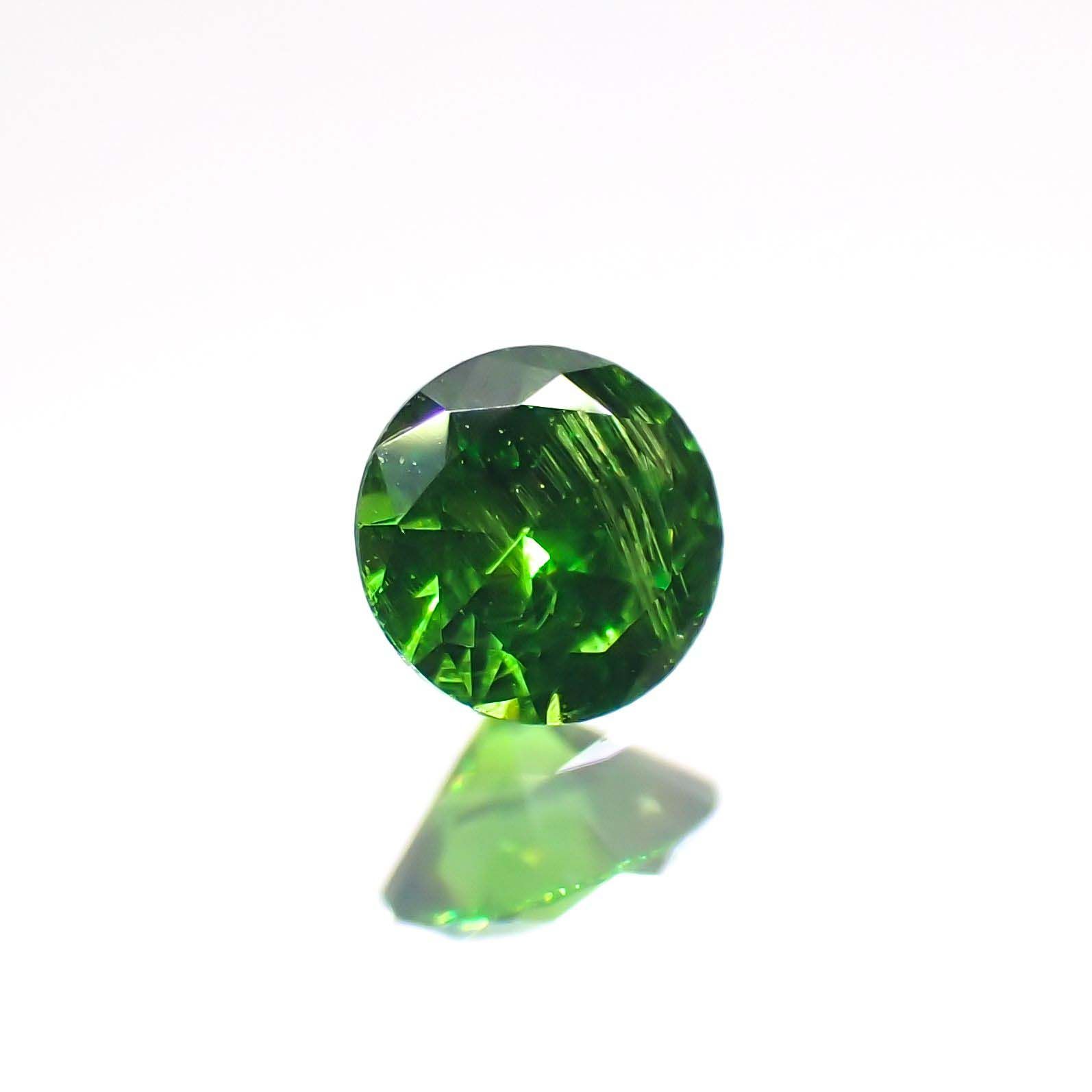デマントイドガーネット(宝石名デマントイド・ガーネット)ロシア産 0.122ct ソ付(彩珠)[230622497]3x3mm前後