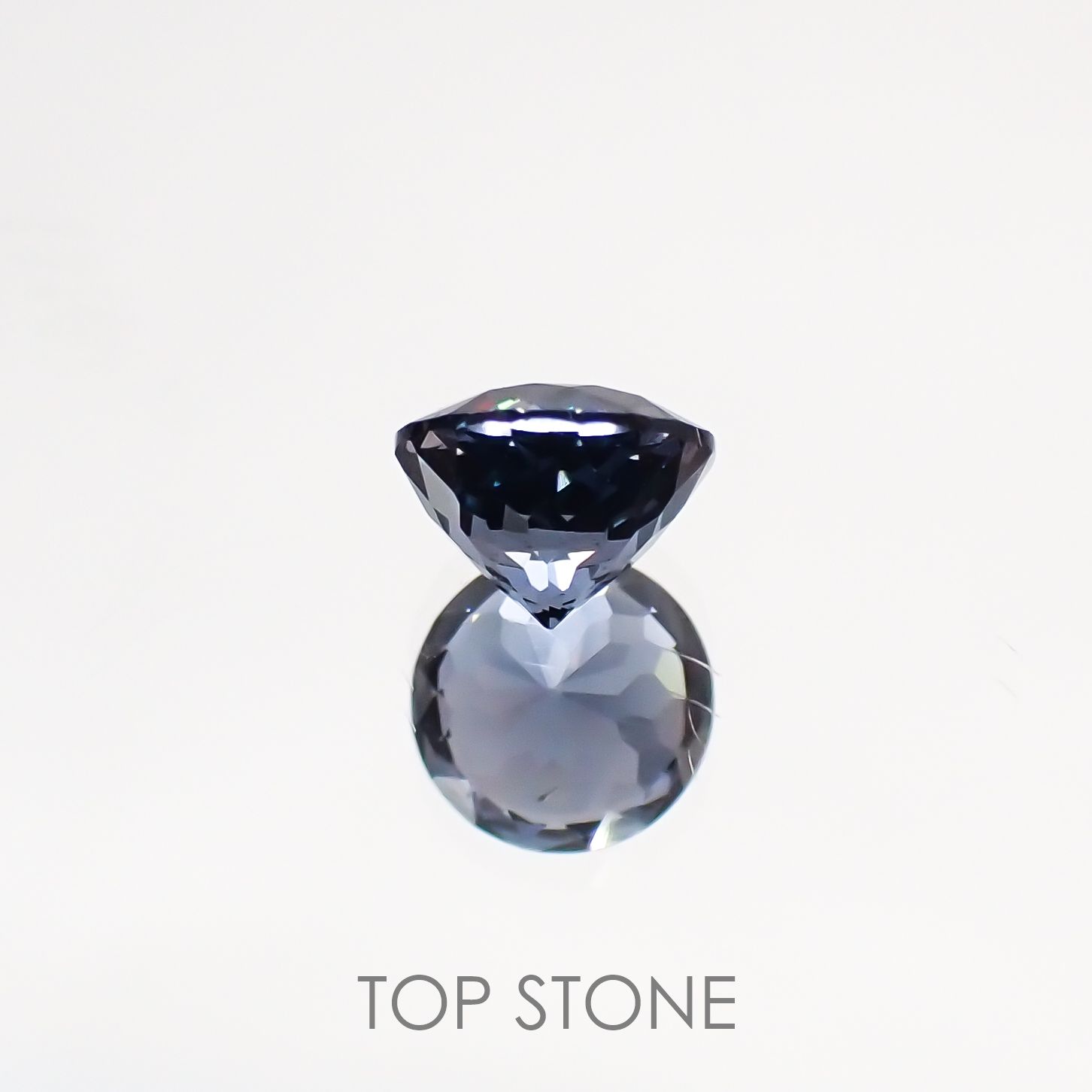 グレイッシュブルースピネル ビルマ産 ルース 0.58ct[210811123]4.8×4.8mm前後