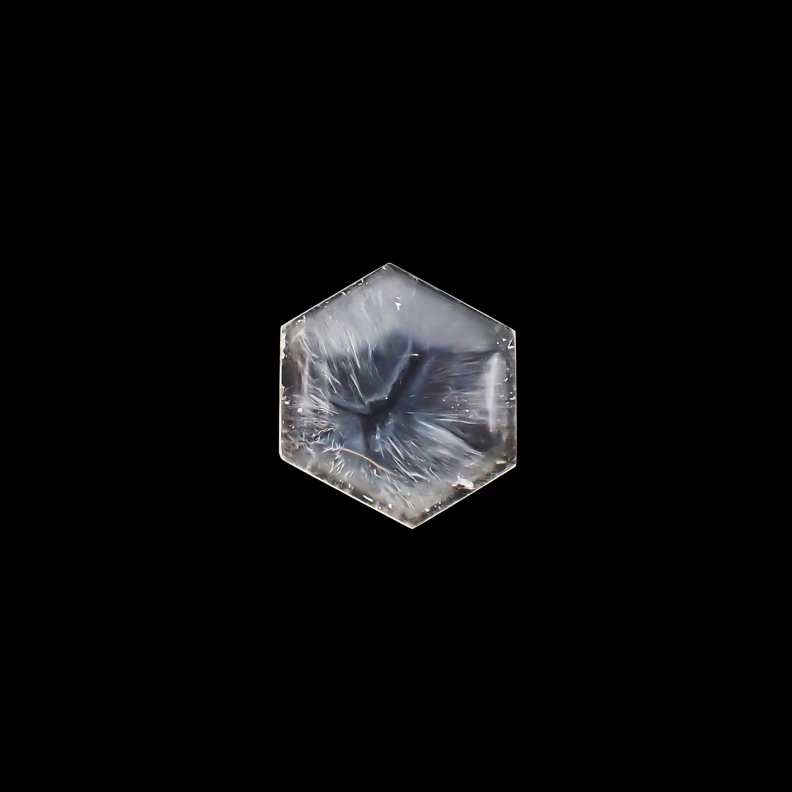 トラピッチェクォーツ 偏光板2枚付き コロンビア・ボヤカ産 30.67ct[230321102]27.3x25.4mm前後