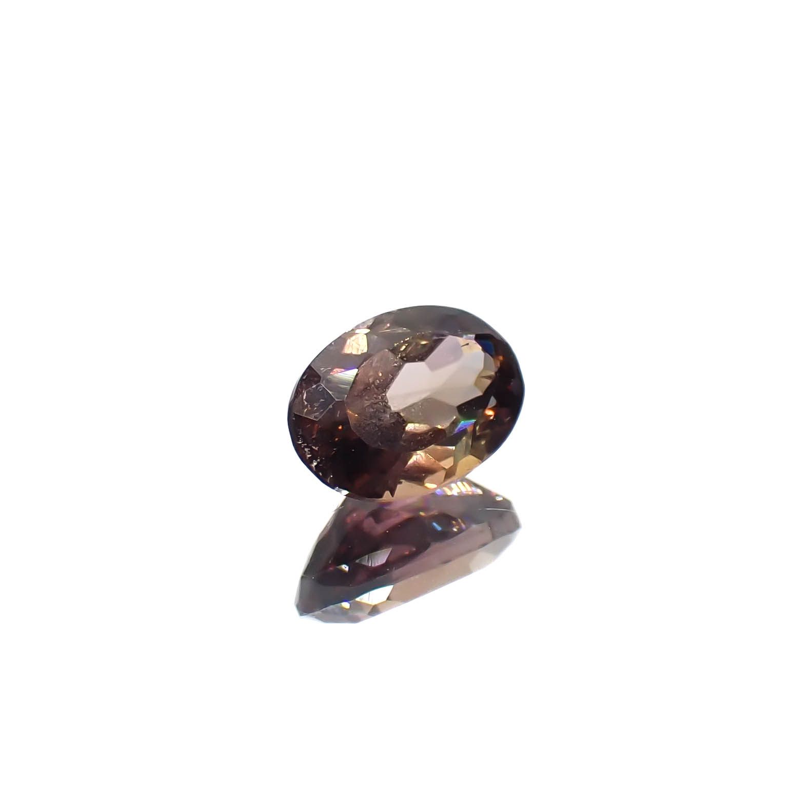 アキシナイト パキスタン産 0.50ct[240628356]5.7x4mm前後