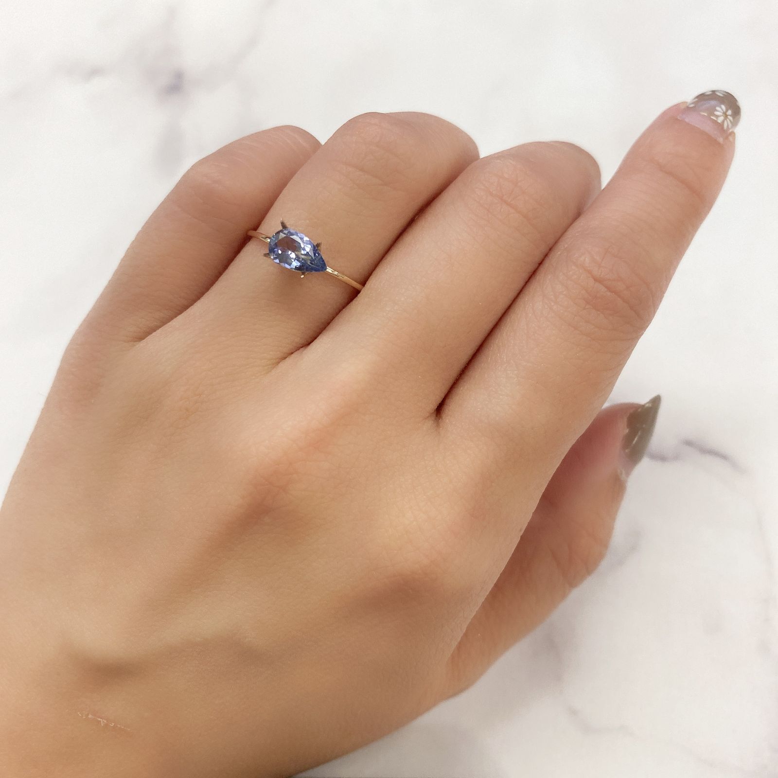 バイカラータンザナイト(宝石名バイカラー・ゾイサイト) タンザニア産 0.80ct 識別済[210812664]8.2×4.8mm前後
