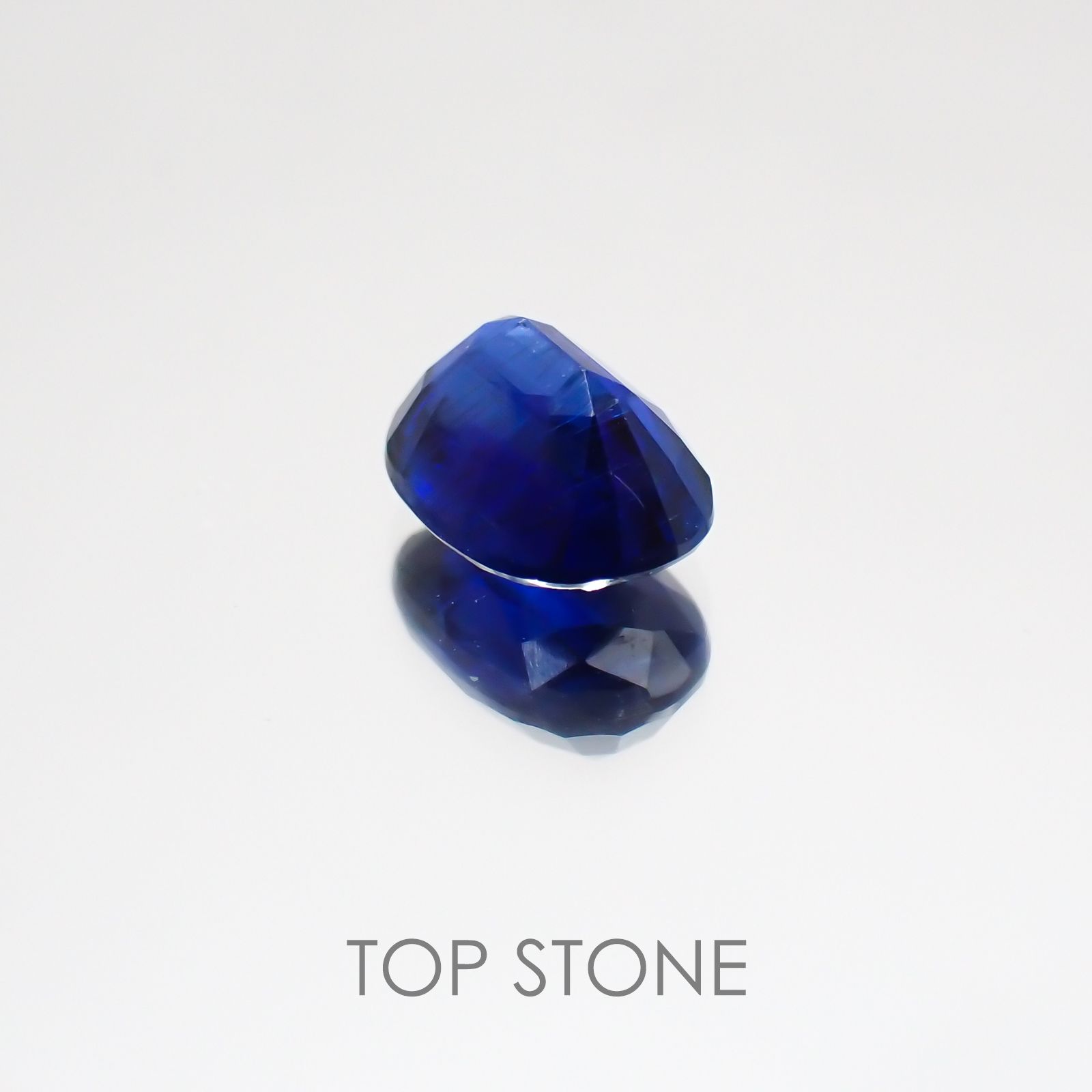 カイヤナイト(宝石名カイヤナイト) ネパール産 1.31ct 識別済[20063057]7.1×5.2mm前後