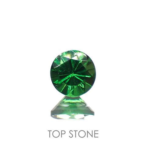 ツァボライト(宝石名ガーネット)タンザニア産 0.13ct 識別済[221018716]3.1x3mm前後