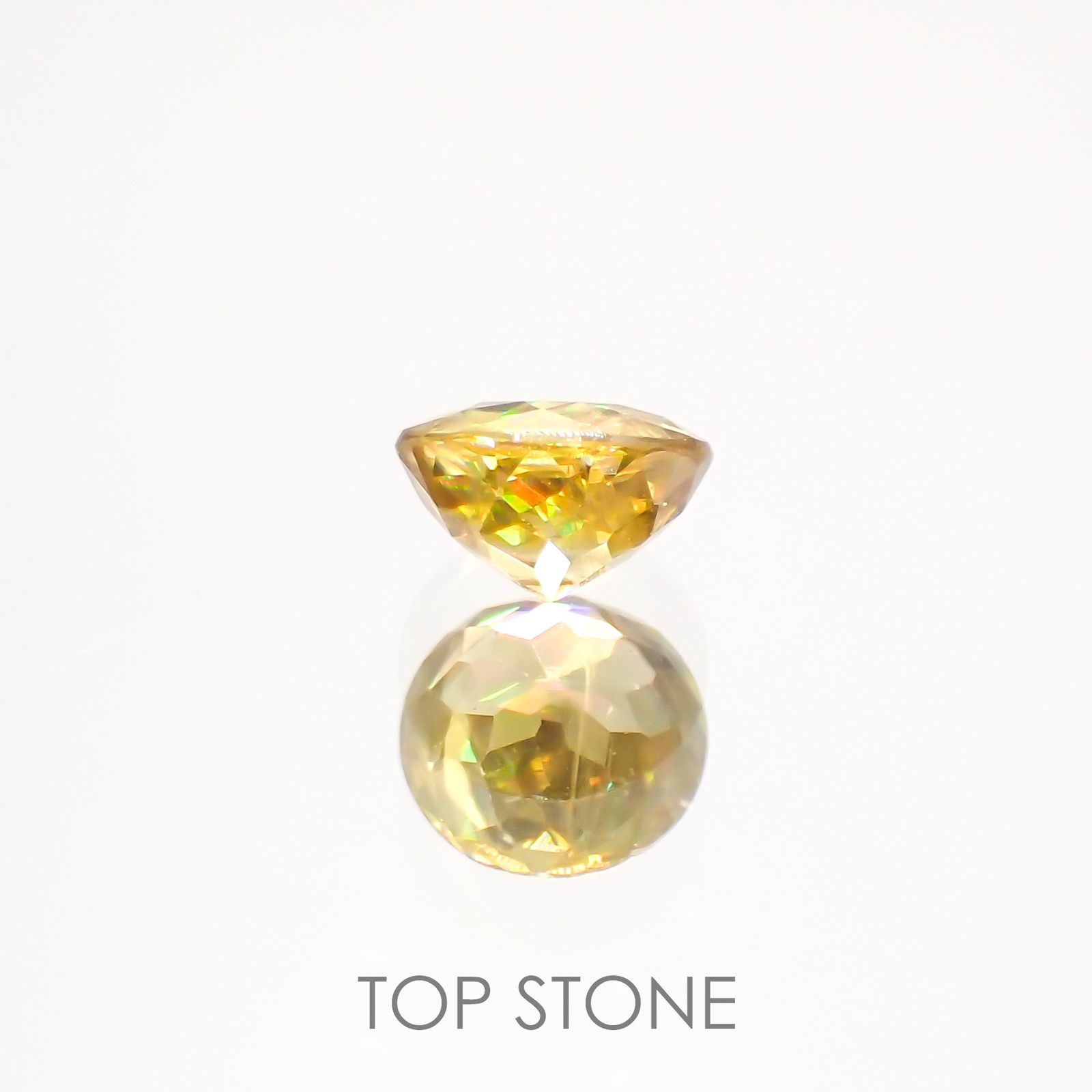 イエロースフェーン マダガスカル産 ルース 0.59ct[210812765]4.9×4.9mm前後