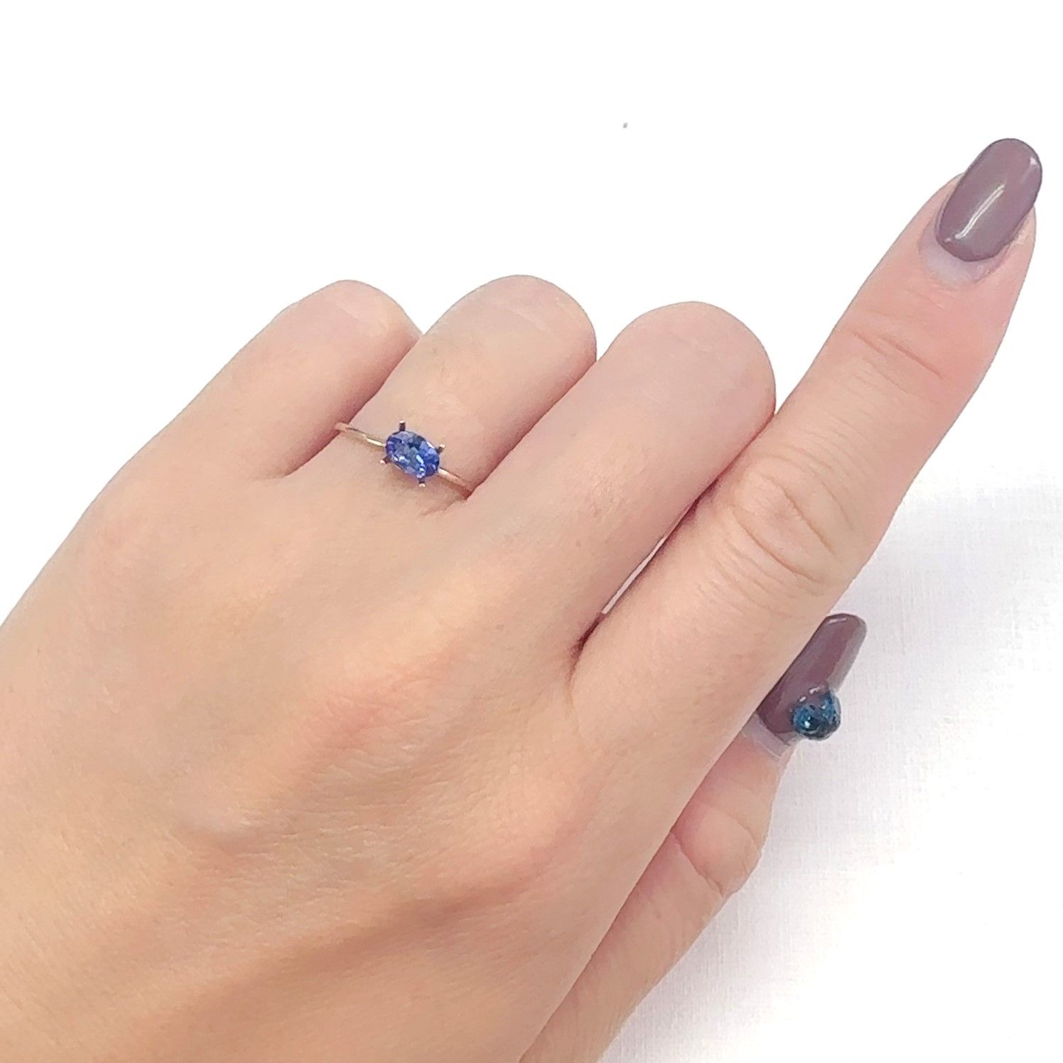 タンザナイト(宝石名タンザナイト)タンザニア産 0.47ct 識別済[240628337]6x3.9mm前後