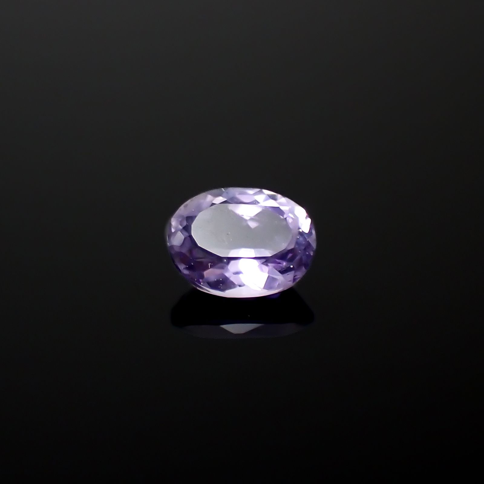 マリアライト(宝石名パープル・スキャポライト)スリランカ産 0.21ct 識別済[240326981]4.4x3.4mm前後