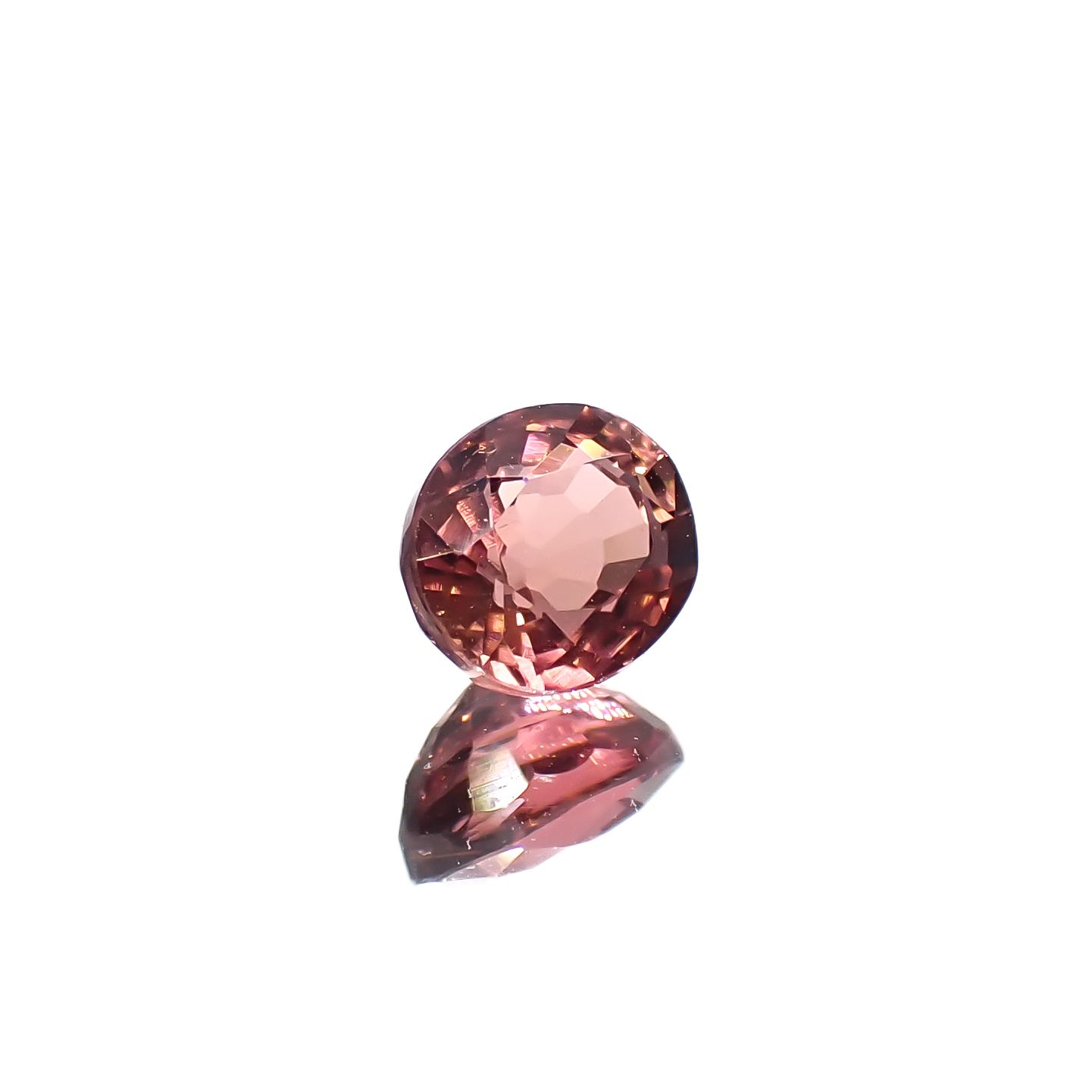 ローズピンクトルマリン(宝石名ピンク・トルマリン)ブラジル/アフリカ産 0.64ct 識別済[240929141]5.6x4.7mm前後