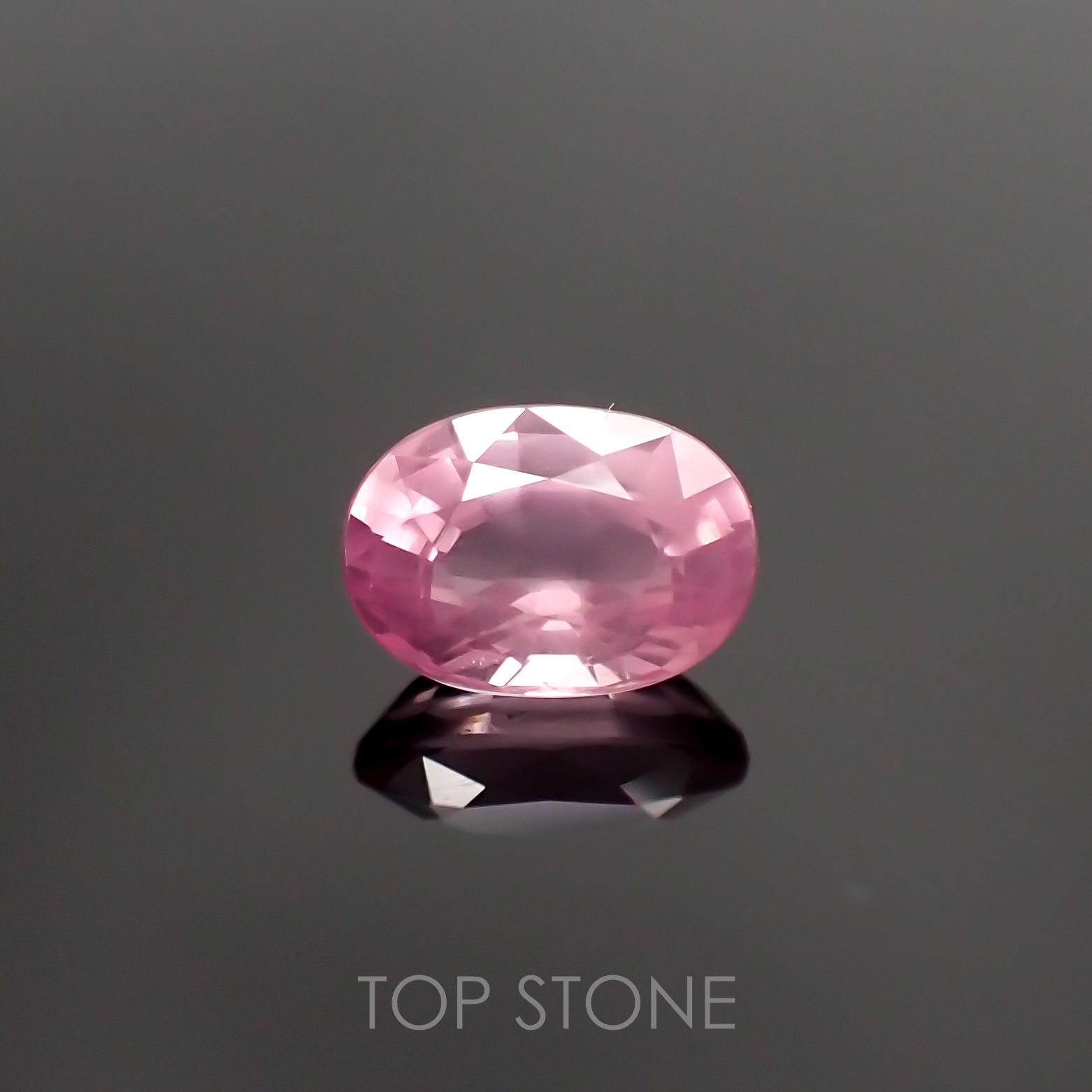 シルキーピンクスピネル(宝石名ピンク・スピネル) タンザニア産 0.87ct 識別済[210912898]6.7×4.7mm前後