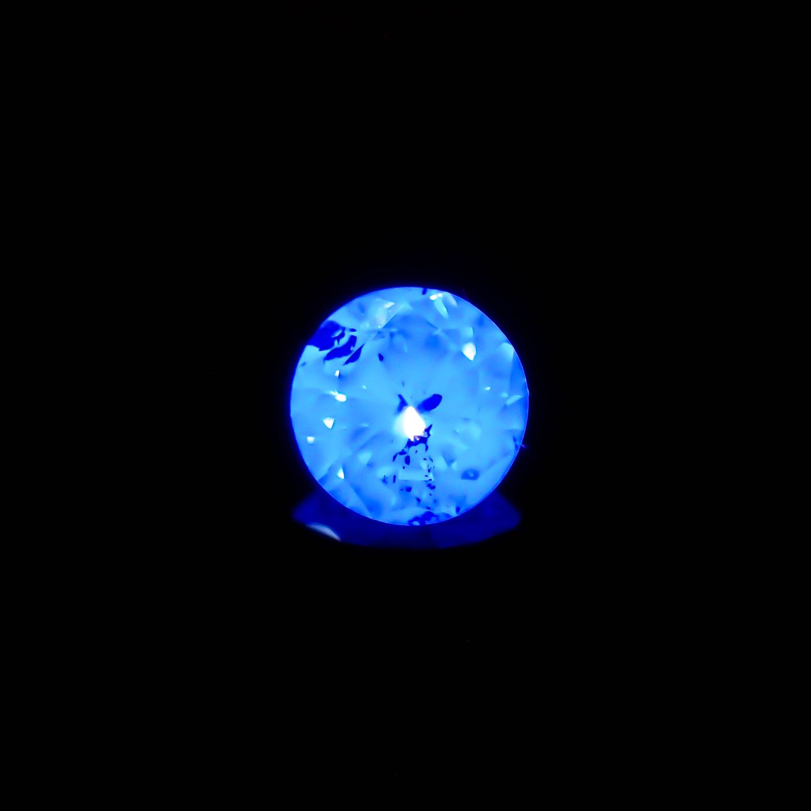 ピンクダイヤモンド(宝石名ダイアモンド I-1/FANCY LIGHT PURPLISH PINK) 0.067ct ソ付(CGL)[230321211]2.71x2.75mm前後