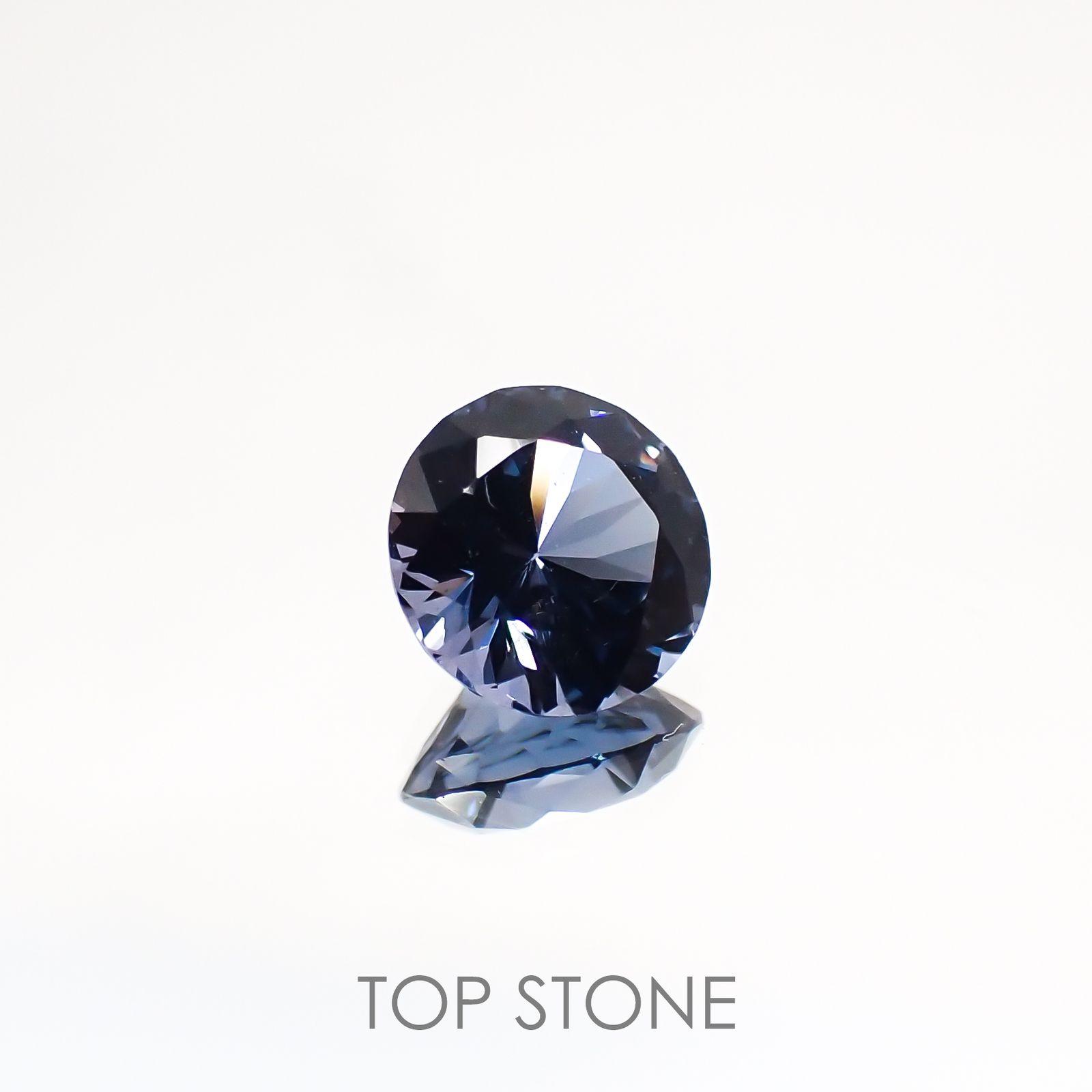 グレイッシュブルースピネル ビルマ産 ルース 0.64ct[210811122]5.5×5.4mm前後