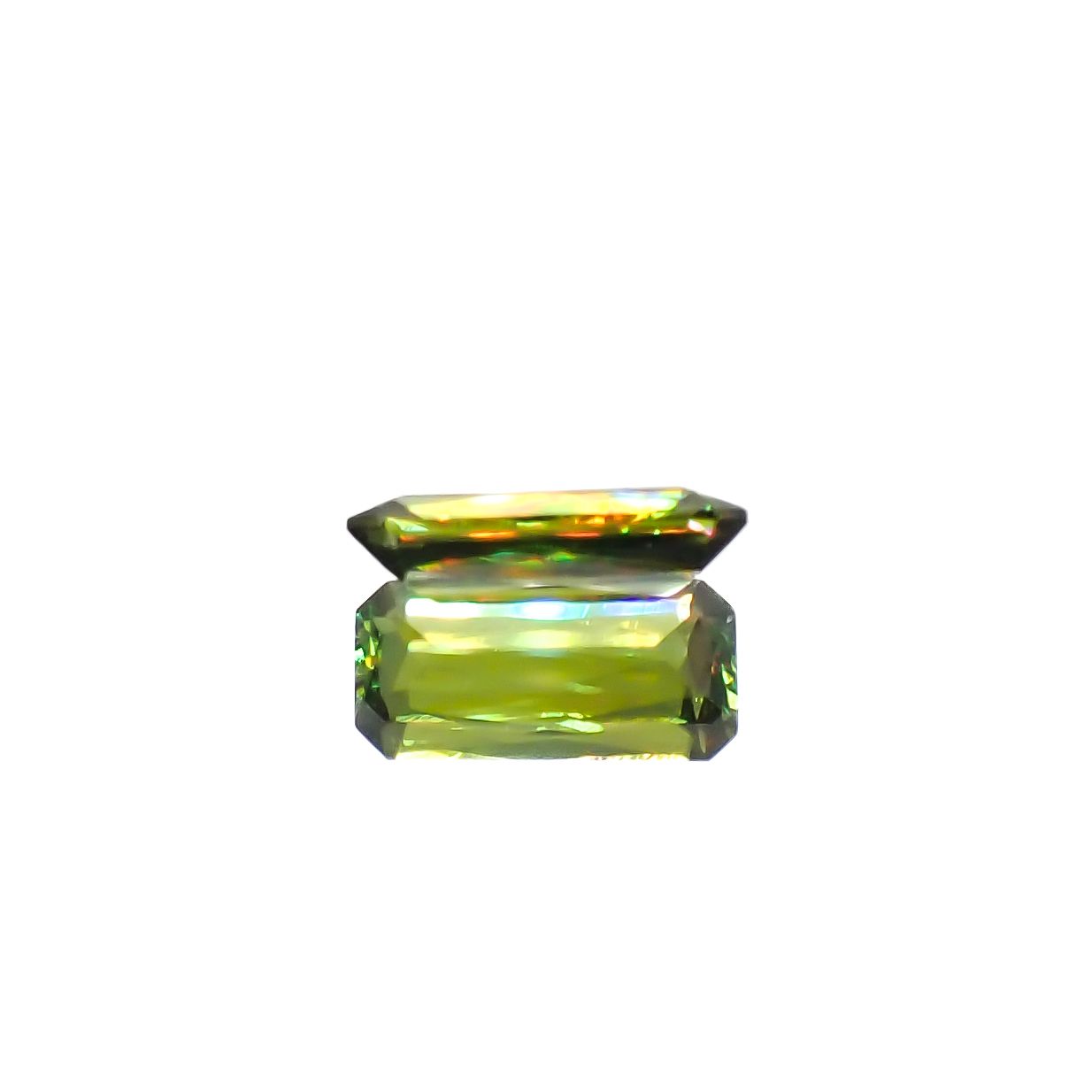 カラーチェンジスフェーン パキスタン産 0.80ct[231224765]8.3x4mm前後