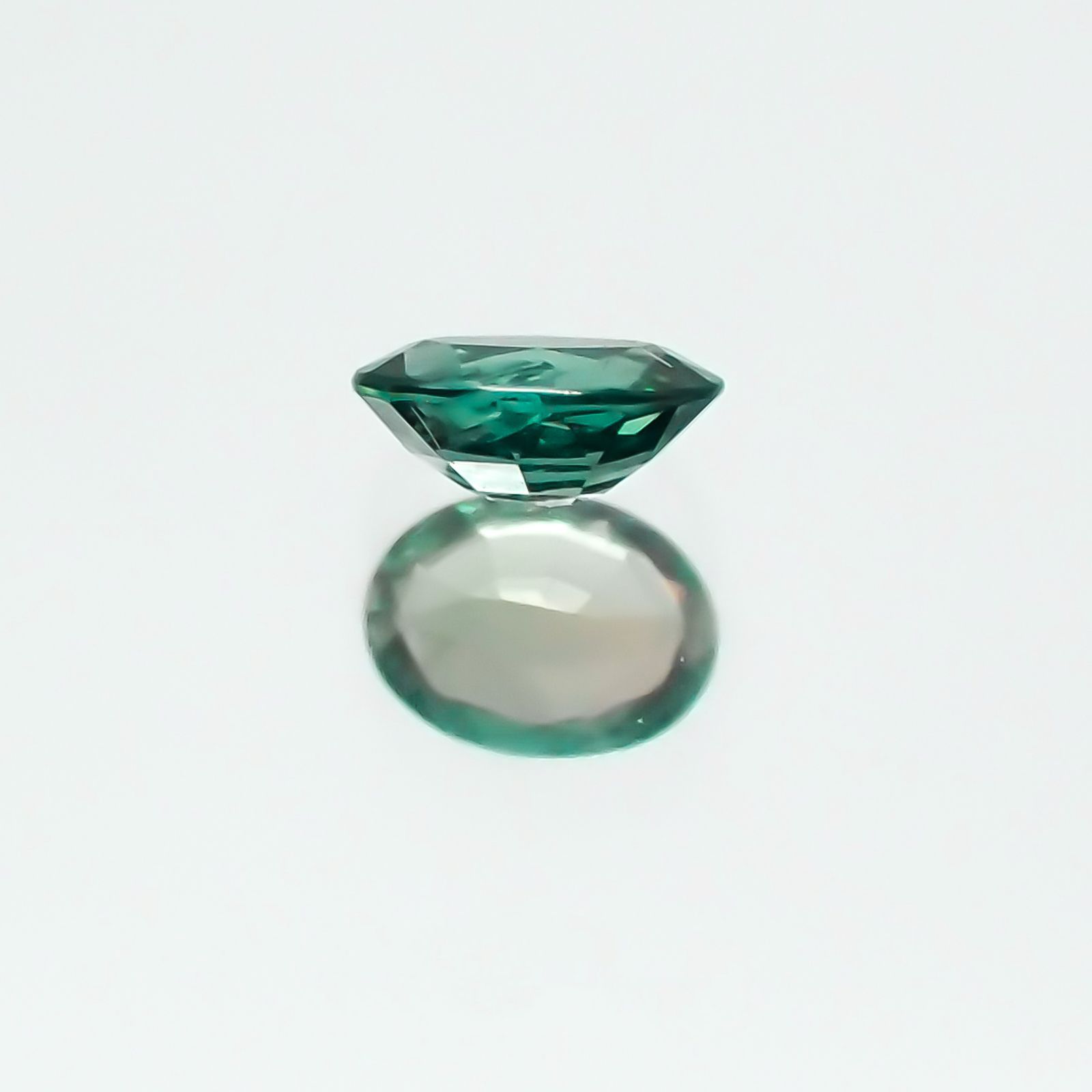 アレキサンドライト ブラジル産 ルース 0.09ct[20128458]3.3×2.5mm前後