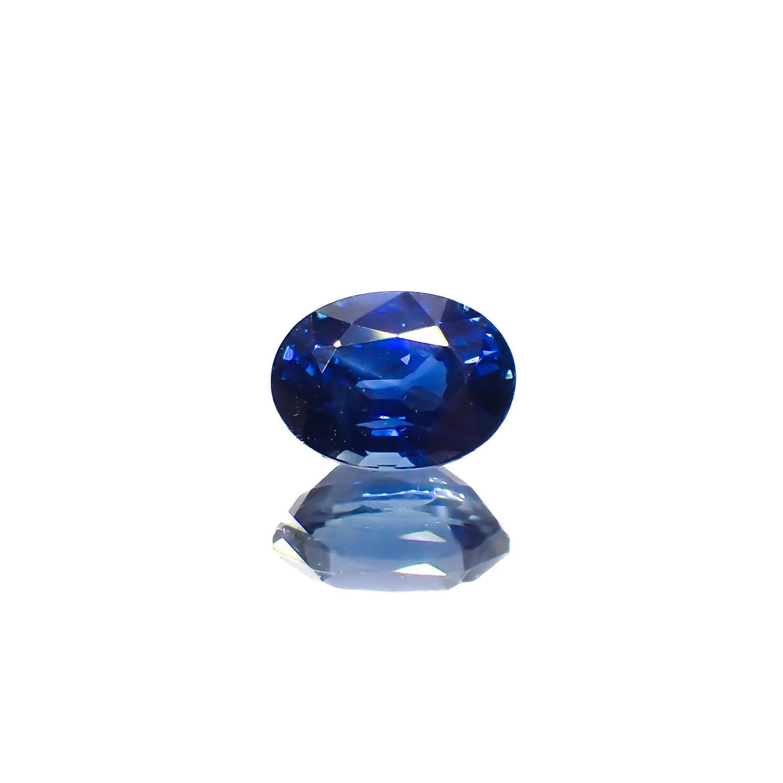サファイア(宝石名サファイア)スリランカ/マダガスカル産 0.79ct 識別済[230120241]6x4.3mm前後
