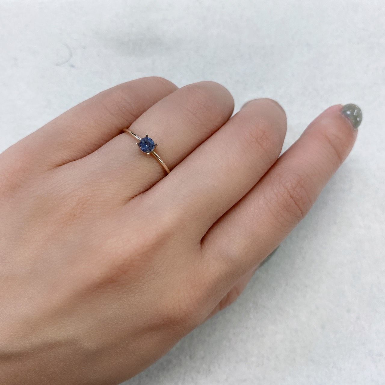 グレイッシュブルースピネル ビルマ産 ルース 0.22ct[210913135]3.7×3.7mm前後