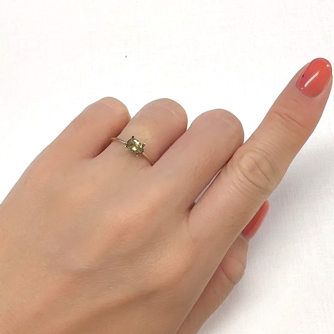 イエロートルマリン ブラジル産 0.47ct[240929024]6.2x4.1mm前後